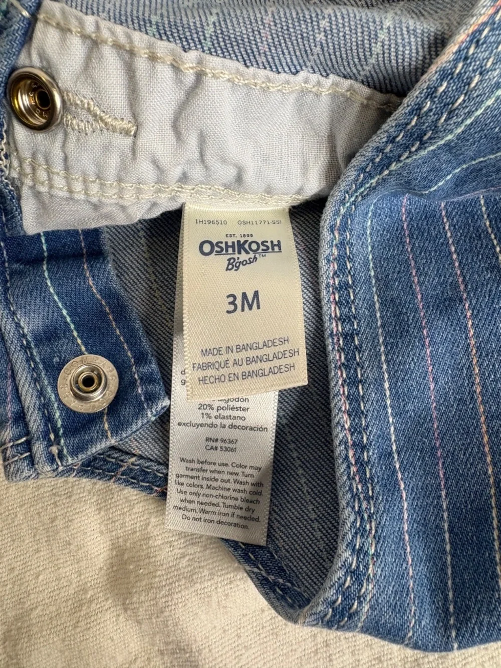 OSHKOSH B’GOSH Baby Girl’s Light Wash Striped Vestbak Overalls Size 3M Y2K